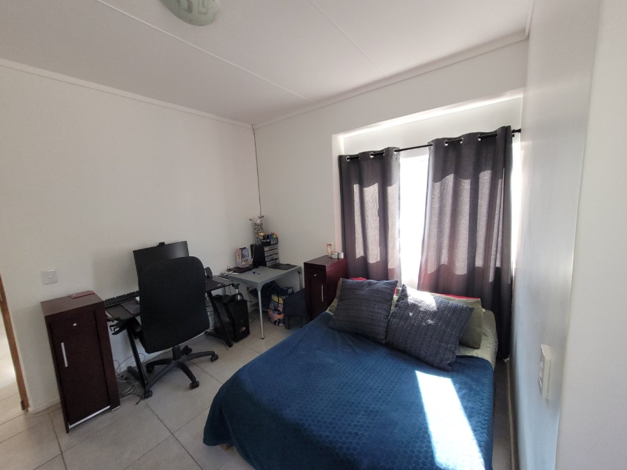 To Let 3 Bedroom Property for Rent in Mooikloof Country Estate Western Cape